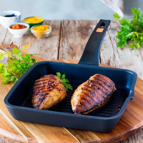 Grill viande rainuré 22x22cm Induction BRA EFFICIENT
